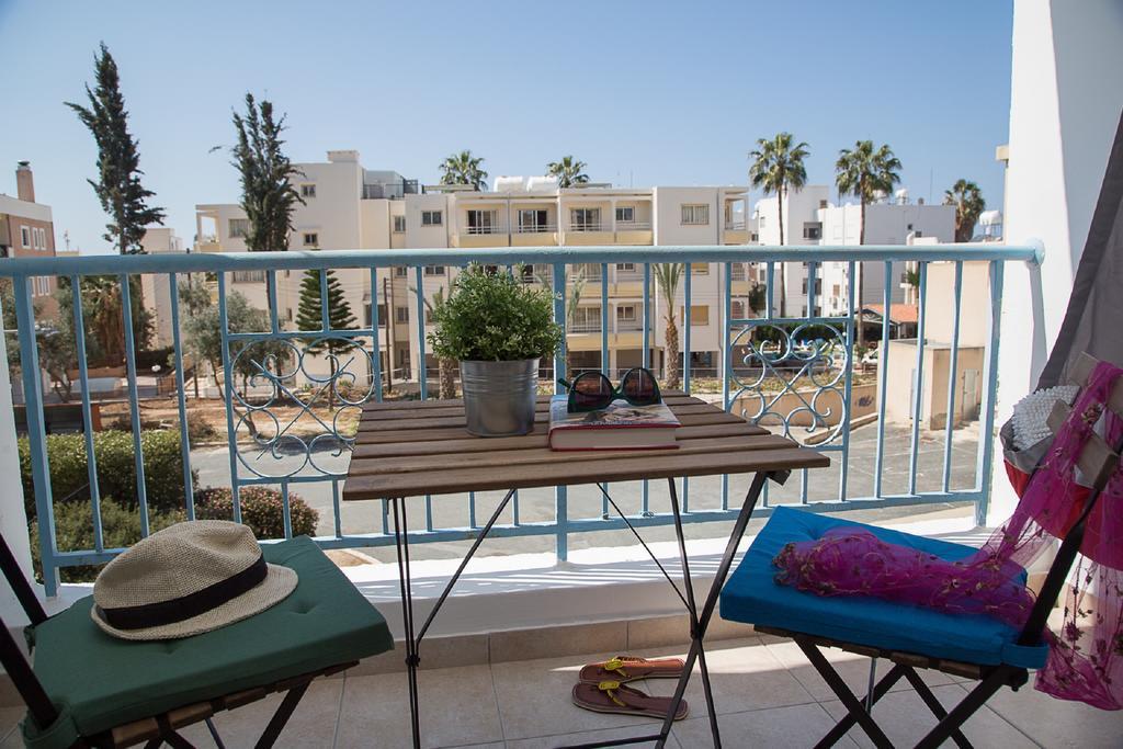 Paphos Love Hut Apartment Exterior photo
